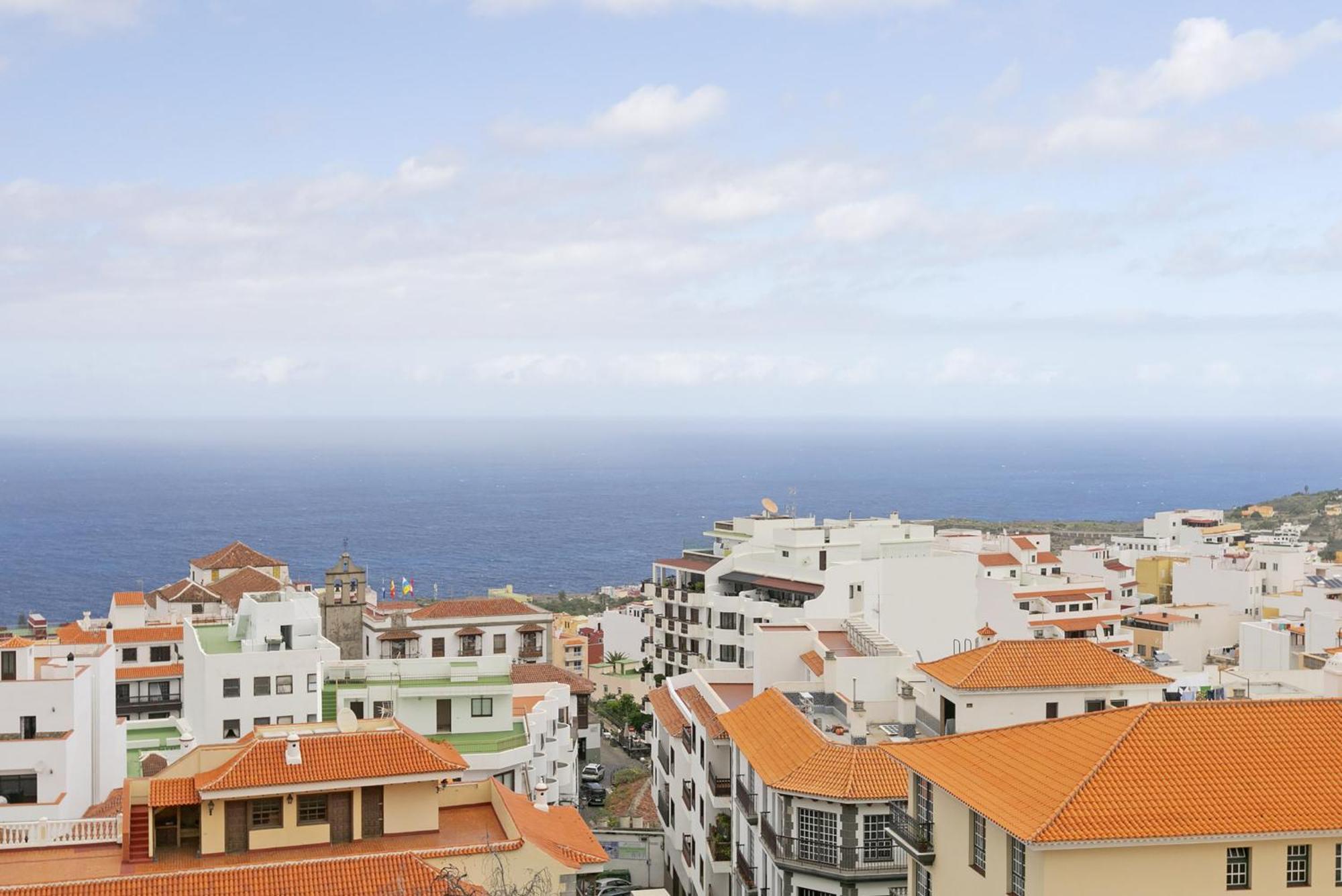 Rooftop View Escape - 1 Minute To Center And Fast Wi-Fi - Special Low Season Price For May And June Icod De Los Vinos Exterior photo